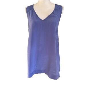 Silence + Noise Womens Silk V-Neck‎ Top sz L Blue Sleeveless Pullover Sexy